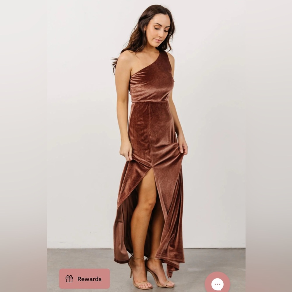 Baltic Born Tatiana Velvet One Shoulder Maxi Dress Small • In Desert Rose Bronze